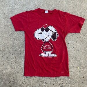 Vintage 70s Snoopy Peanuts Tee Shirt Beloit College Small Artex Maroon